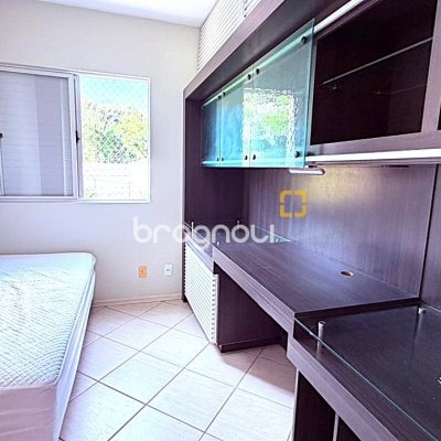 Apartamento com 74m², 3 quartos (sendo 1 suíte), 1 garagem, no bairro Itacorubi em Florianópolis