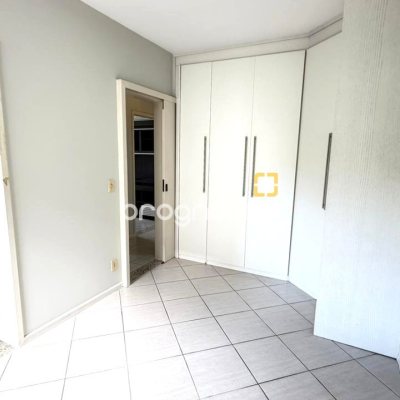 Apartamento com 74m², 3 quartos (sendo 1 suíte), 1 garagem, no bairro Itacorubi em Florianópolis