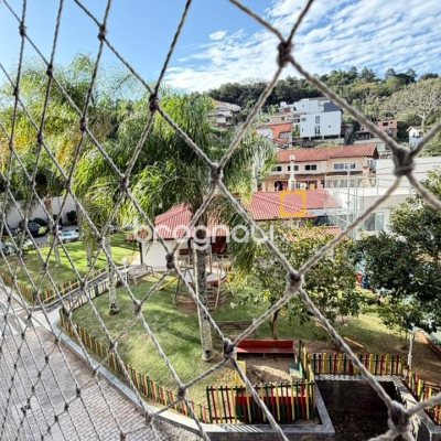 Apartamento com 74m², 3 quartos (sendo 1 suíte), 1 garagem, no bairro Itacorubi em Florianópolis