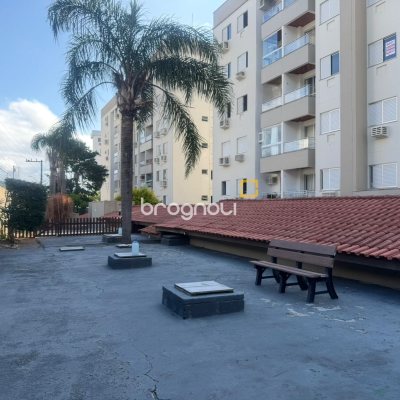 Apartamento com 74m², 3 quartos (sendo 1 suíte), 1 garagem, no bairro Itacorubi em Florianópolis