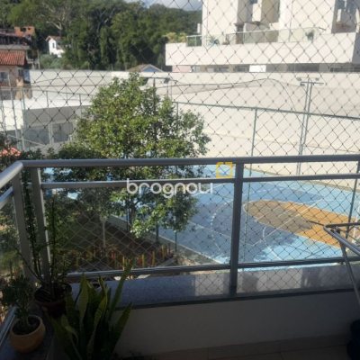 Apartamento com 74m², 3 quartos (sendo 1 suíte), 1 garagem, no bairro Itacorubi em Florianópolis