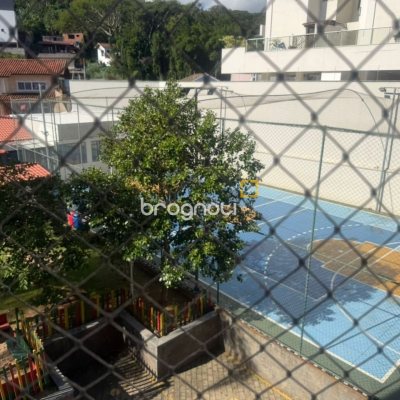 Apartamento com 74m², 3 quartos (sendo 1 suíte), 1 garagem, no bairro Itacorubi em Florianópolis