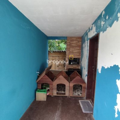 Casa com 91m², 3 quartos (sendo 1 suíte), 1 garagem, no bairro São João do Rio Vermelho em Florianópolis