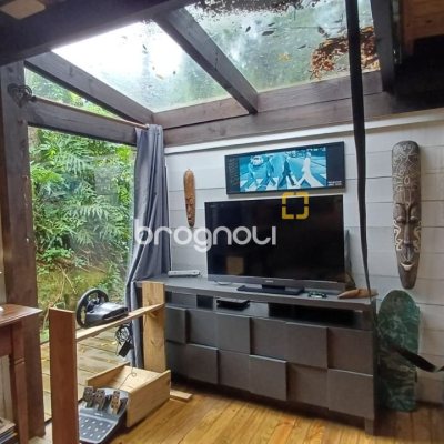 Sítio com 850m², 6 quartos, 3 garagens, no bairro Barra da Lagoa em Florianópolis