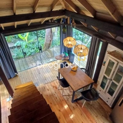 Sítio com 850m², 6 quartos, 3 garagens, no bairro Barra da Lagoa em Florianópolis