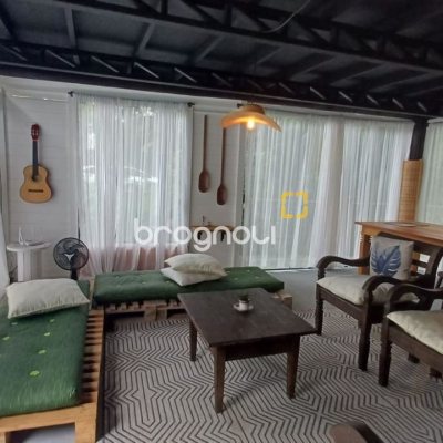 Sítio com 850m², 6 quartos, 3 garagens, no bairro Barra da Lagoa em Florianópolis