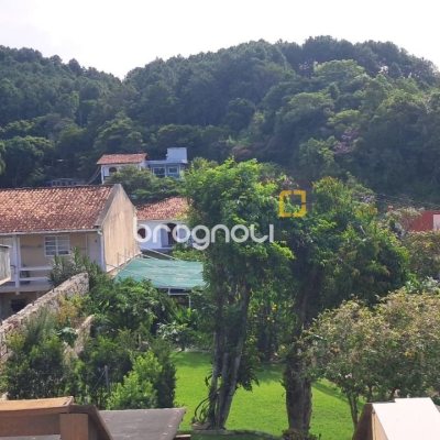 Terreno com 1089m², no bairro Canasvieiras em Florianópolis