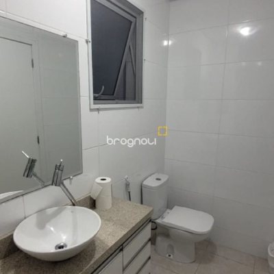 Apartamento com 82m², 2 quartos (sendo 2 suítes), 1 garagem, no bairro Ingleses do Rio Vermelho em Florianópolis