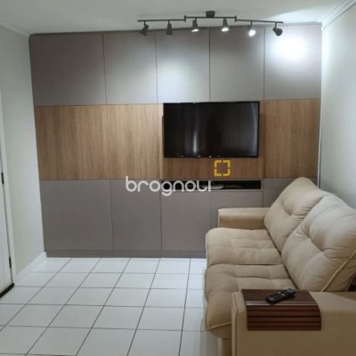 Apartamento com 80m², 3 quartos (sendo 1 suíte), 1 garagem, no bairro Estreito em Florianópolis