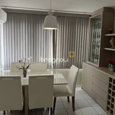 Apartamento com 80m², 3 quartos (sendo 1 suíte), 1 garagem, no bairro Estreito em Florianópolis
