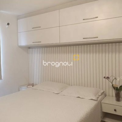 Apartamento com 80m², 3 quartos (sendo 1 suíte), 1 garagem, no bairro Estreito em Florianópolis