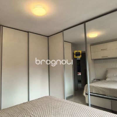 Apartamento com 80m², 3 quartos (sendo 1 suíte), 1 garagem, no bairro Estreito em Florianópolis