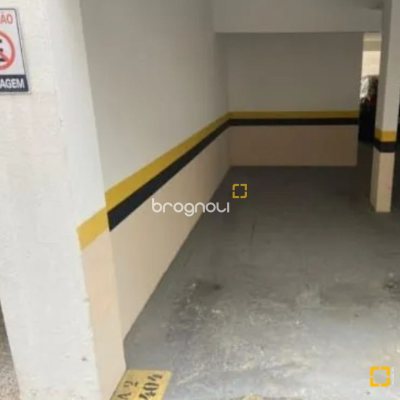 Apartamento com 80m², 3 quartos (sendo 1 suíte), 1 garagem, no bairro Estreito em Florianópolis