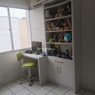 Apartamento com 80m², 3 quartos (sendo 1 suíte), 1 garagem, no bairro Estreito em Florianópolis