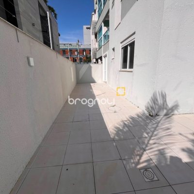 Apartamento com 78m², 2 quartos (sendo 1 suíte), 1 garagem, no bairro Campeche em Florianópolis