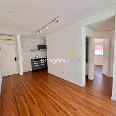 Apartamento com 78m², 2 quartos (sendo 1 suíte), 1 garagem, no bairro Campeche em Florianópolis