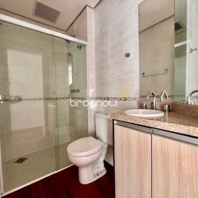 Apartamento com 78m², 2 quartos (sendo 1 suíte), 1 garagem, no bairro Campeche em Florianópolis