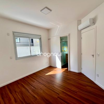 Apartamento com 78m², 2 quartos (sendo 1 suíte), 1 garagem, no bairro Campeche em Florianópolis