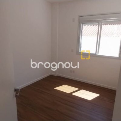 Apartamento com 78m², 2 quartos (sendo 1 suíte), 1 garagem, no bairro Campeche em Florianópolis