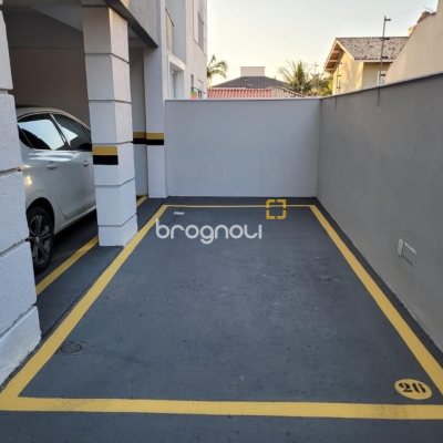 Apartamento com 78m², 2 quartos (sendo 1 suíte), 1 garagem, no bairro Campeche em Florianópolis