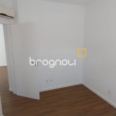 Apartamento com 78m², 2 quartos (sendo 1 suíte), 1 garagem, no bairro Campeche em Florianópolis