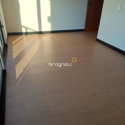 Casa de Condomínio com 250m², 3 quartos (sendo 3 suítes), 2 garagens, no bairro Rio Vermelho em Florianópolis