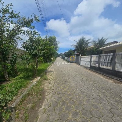Terreno com 387m², no bairro Açores em Florianópolis
