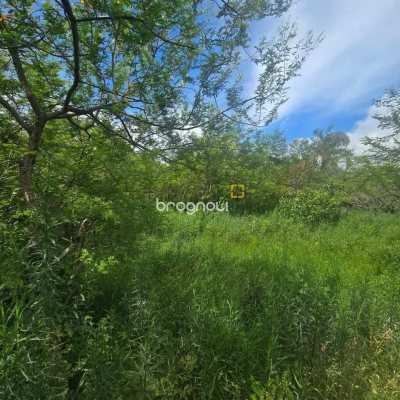 Terreno com 386m², no bairro Açores em Florianópolis