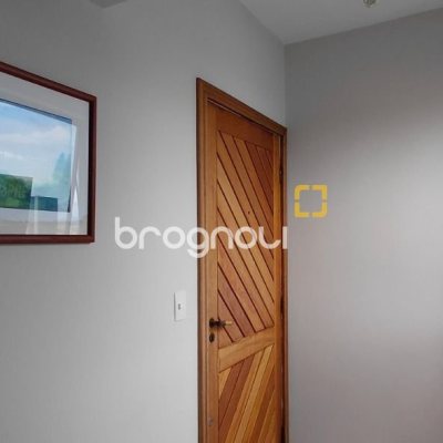 Sala com 42m², no bairro Centro em Florianópolis