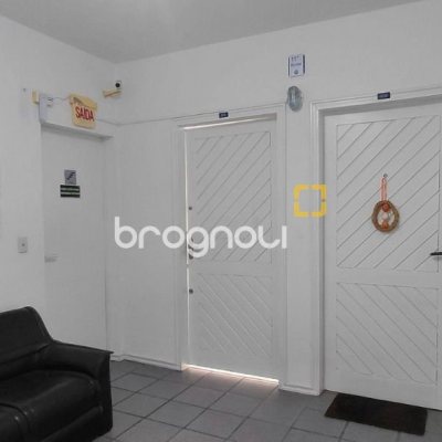 Sala com 42m², no bairro Centro em Florianópolis