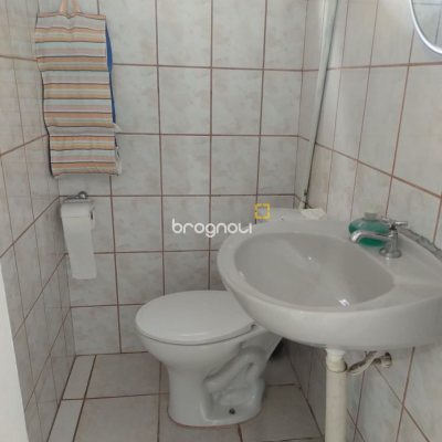 Casa com 111m², 3 quartos (sendo 1 suíte), 3 garagens, no bairro Rio Vermelho em Florianópolis