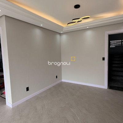 Apartamento com 91m², 2 quartos (sendo 1 suíte), 1 garagem, no bairro Kobrasol em São José
