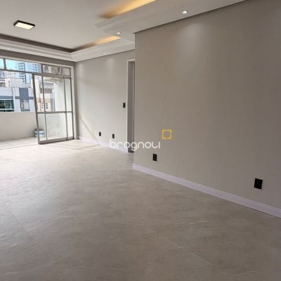 Apartamento com 91m², 2 quartos (sendo 1 suíte), 1 garagem, no bairro Kobrasol em São José