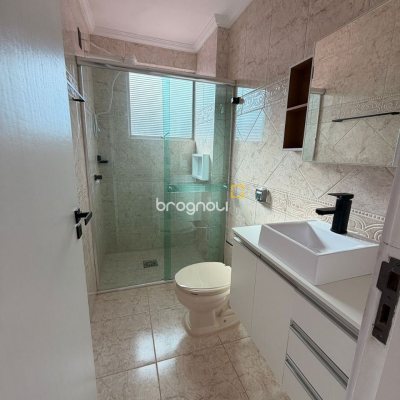 Apartamento com 91m², 2 quartos (sendo 1 suíte), 1 garagem, no bairro Kobrasol em São José