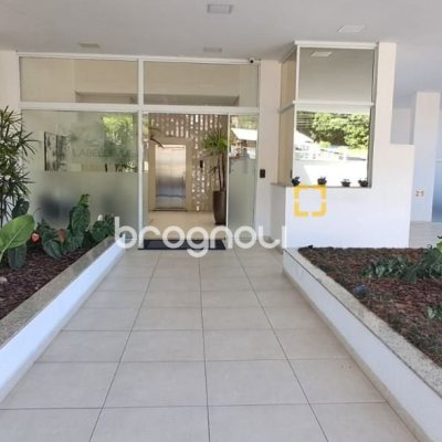 Cobertura com 162m², 3 quartos (sendo 1 suíte), 2 garagens, no bairro Canasvieiras em Florianópolis
