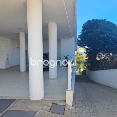 Cobertura com 162m², 3 quartos (sendo 1 suíte), 2 garagens, no bairro Canasvieiras em Florianópolis
