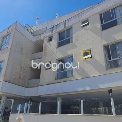 Cobertura com 162m², 3 quartos (sendo 1 suíte), 2 garagens, no bairro Canasvieiras em Florianópolis