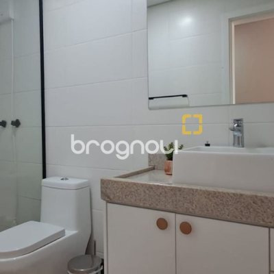 Cobertura com 162m², 3 quartos (sendo 1 suíte), 2 garagens, no bairro Canasvieiras em Florianópolis