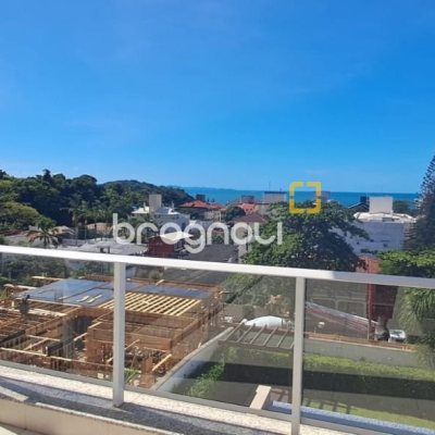 Cobertura com 162m², 3 quartos (sendo 1 suíte), 2 garagens, no bairro Canasvieiras em Florianópolis