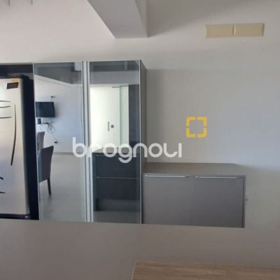 Cobertura com 162m², 3 quartos (sendo 1 suíte), 2 garagens, no bairro Canasvieiras em Florianópolis