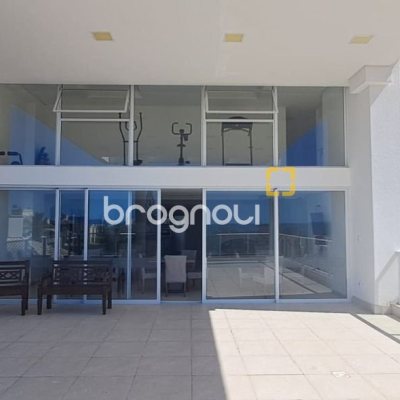 Cobertura com 162m², 3 quartos (sendo 1 suíte), 2 garagens, no bairro Canasvieiras em Florianópolis