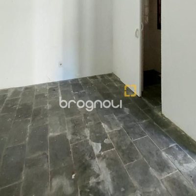 Casa com 210m², 4 quartos (sendo 2 suítes), 3 garagens, no bairro Morro das Pedras em Florianópolis