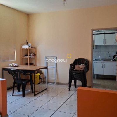 Apartamento com 64m², 2 quartos, 1 garagem, no bairro Centro em Florianópolis