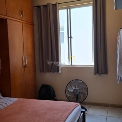 Apartamento com 64m², 2 quartos, 1 garagem, no bairro Centro em Florianópolis
