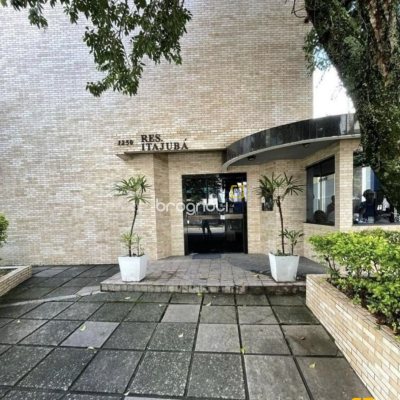 Apartamento com 64m², 2 quartos, 1 garagem, no bairro Centro em Florianópolis