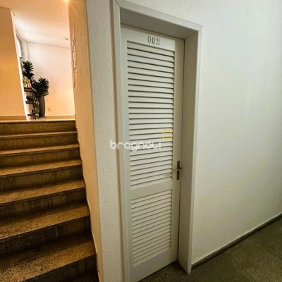 Apartamento com 147m², 3 quartos (sendo 1 suíte), 1 garagem, no bairro Coqueiros em Florianópolis