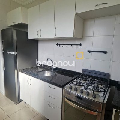 Apartamento com 53m², 1 quarto, 1 garagem, no bairro Trindade em Florianópolis