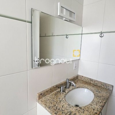 Apartamento com 53m², 1 quarto, 1 garagem, no bairro Trindade em Florianópolis