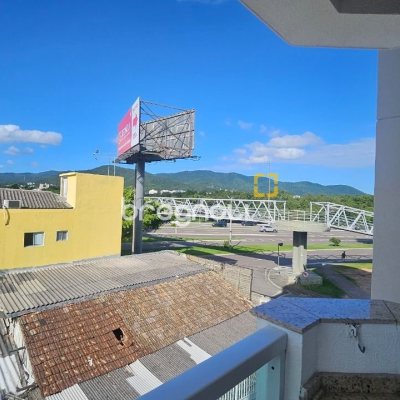 Apartamento com 53m², 1 quarto, 1 garagem, no bairro Trindade em Florianópolis