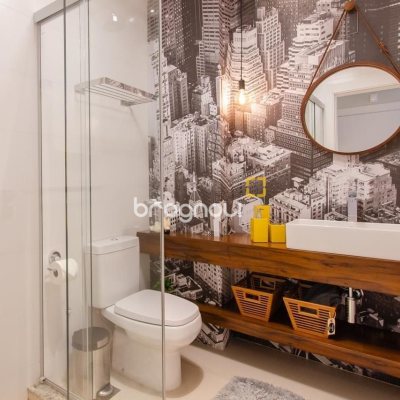 Apartamento com 46m², 1 quarto, 1 garagem, no bairro Centro em Florianópolis